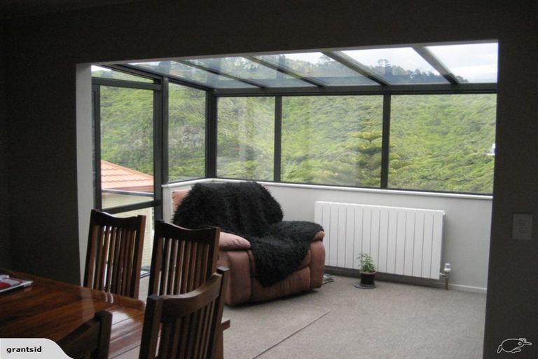 Photo of property in 10 Lingard Grove, Brooklyn, Wellington, 6021