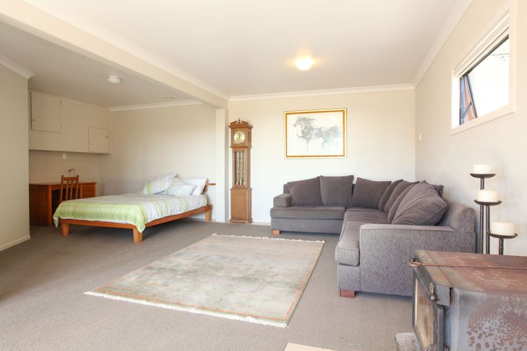 Photo of property in 57 Hills Road, Raglan, 3295