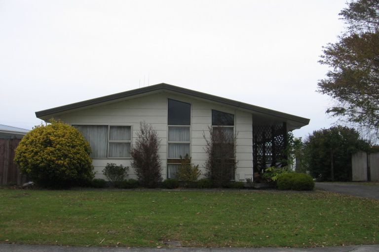 Photo of property in 90 Benmore Avenue, Cloverlea, Palmerston North, 4412
