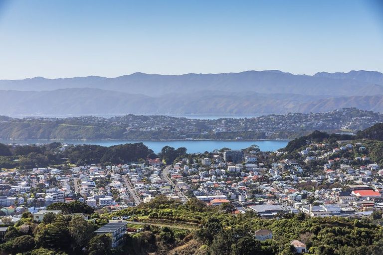 Photo of property in 67d Mills Road, Brooklyn, Wellington, 6021