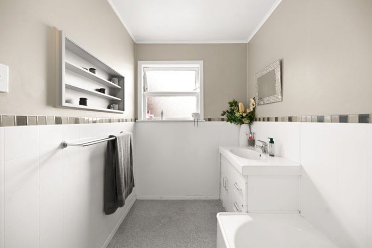 Photo of property in 266 Sandwich Road, St Andrews, Hamilton, 3200