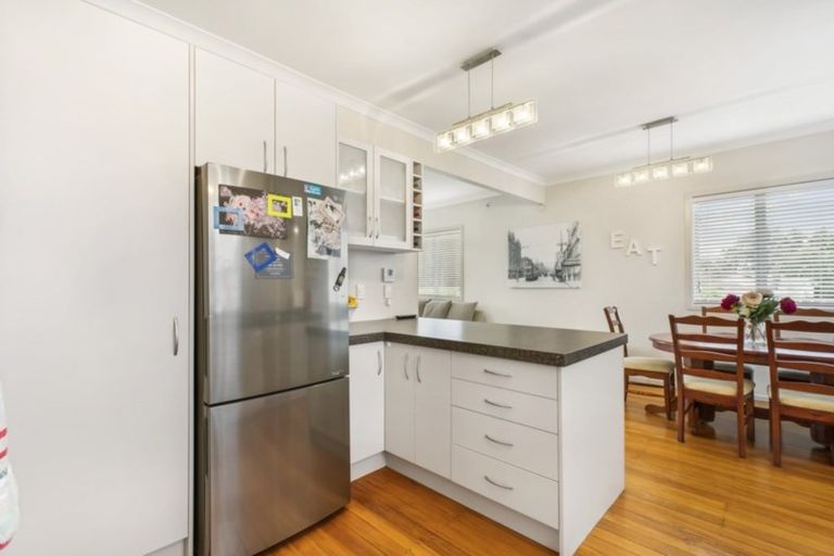 Photo of property in 2/9 Argyle Avenue, Pahurehure, Papakura, 2113