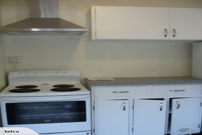 Photo of property in 4 Hawker Street, Mount Victoria, Wellington, 6011