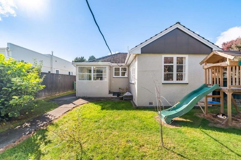 Photo of property in 32 Murray Street, Wallaceville, Upper Hutt, 5018