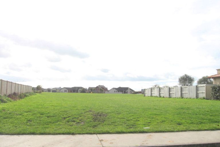 Photo of property in 17 Grace Avenue, Rototuna North, Hamilton, 3210