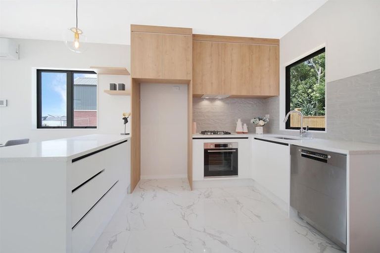 Photo of property in 68 Kairakau Street, Papakura, 2110