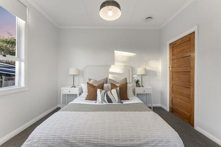 Photo of property in 34 David Street, Westown, New Plymouth, 4310