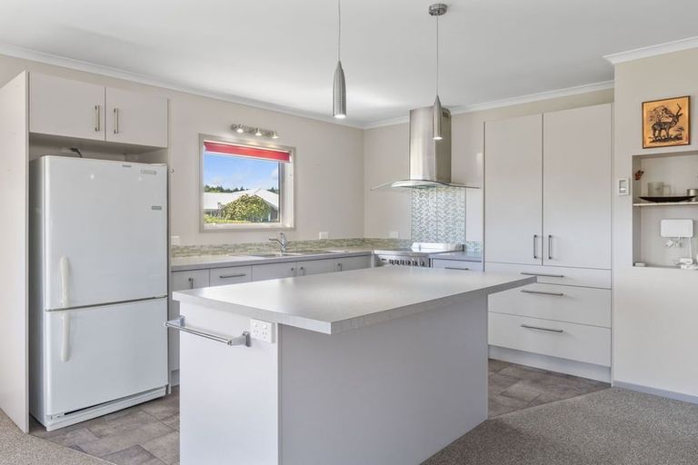 Photo of property in 3 Windsor Street, Richmond Heights, Taupo, 3330