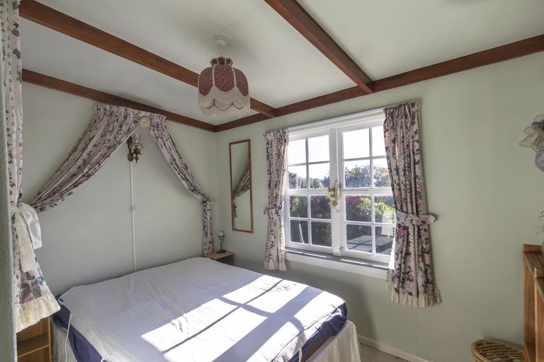 Photo of property in 50 Wharfe Street, South Hill, Oamaru, 9400