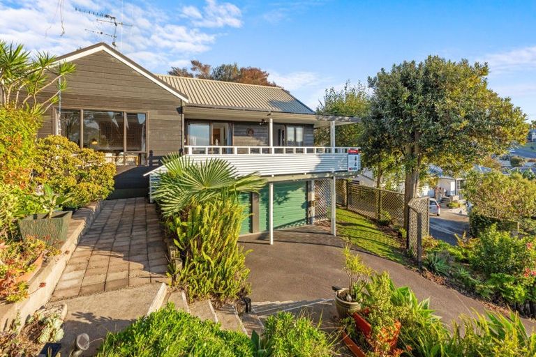 Photo of property in 124a Osprey Drive, Welcome Bay, Tauranga, 3112