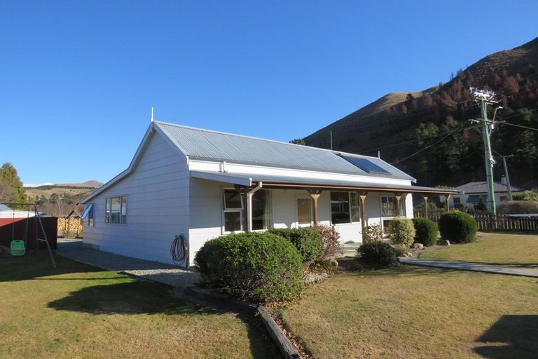 Photo of property in 63 Ferguson Street, Kurow, 9435
