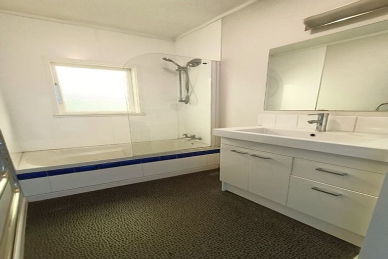 Photo of property in 34 Salek Street, Kilbirnie, Wellington, 6022