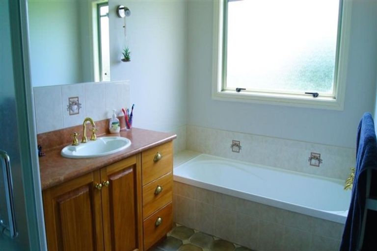 Photo of property in 1 Hampstead Way, Rototuna North, Hamilton, 3210