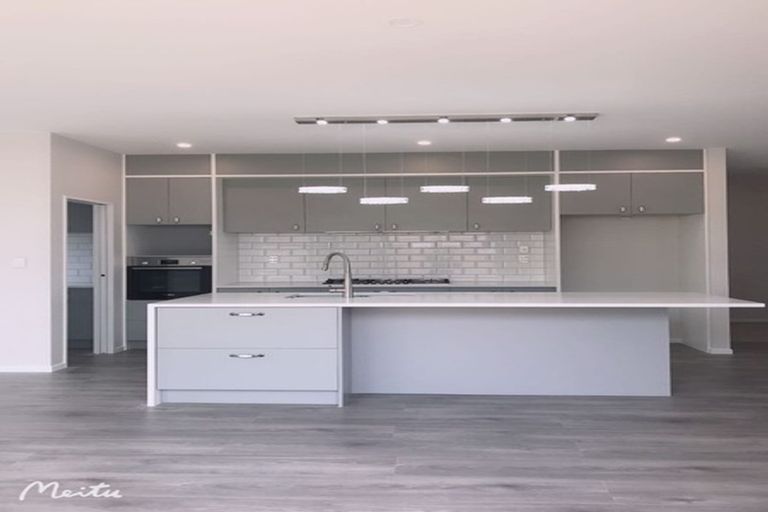 Photo of property in 38 Takurua Terrace, Orewa, 0931