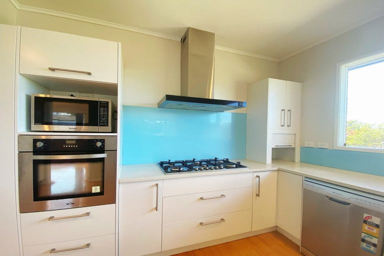 Photo of property in 78 Onewa Road, Northcote Point, Auckland, 0627