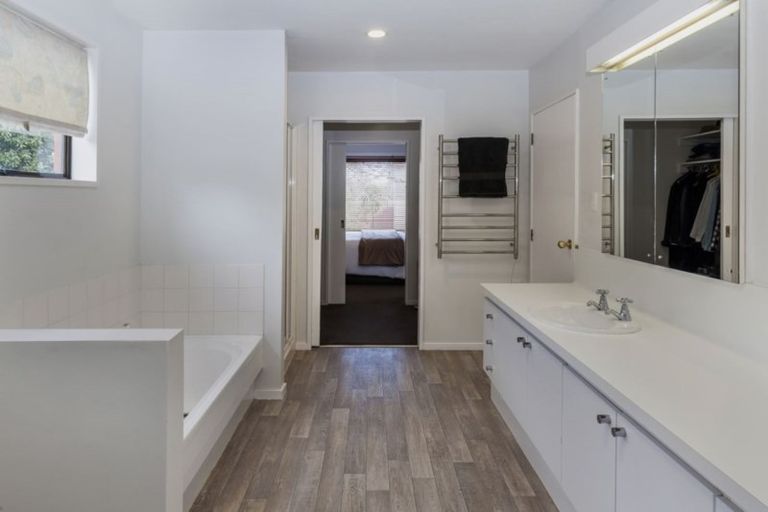 Photo of property in 60 Muir Avenue, Halswell, Christchurch, 8025