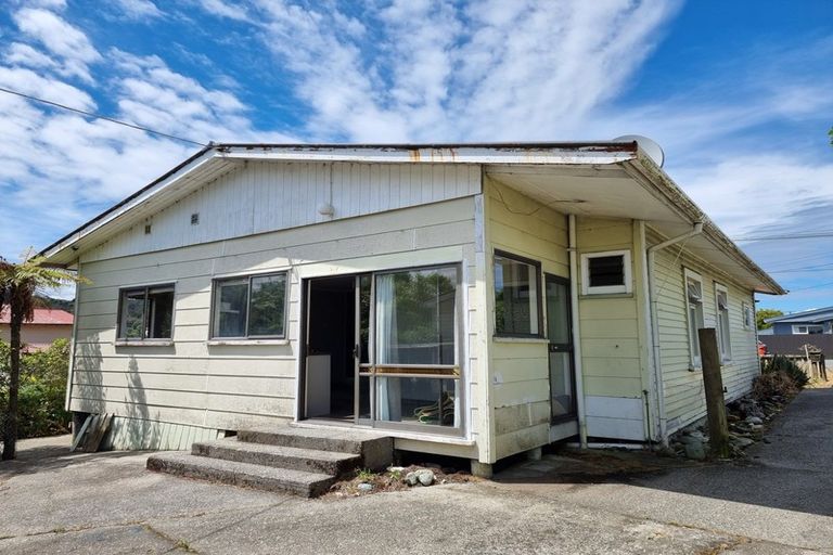 Photo of property in 8 Duncan Street, Runanga, 7803
