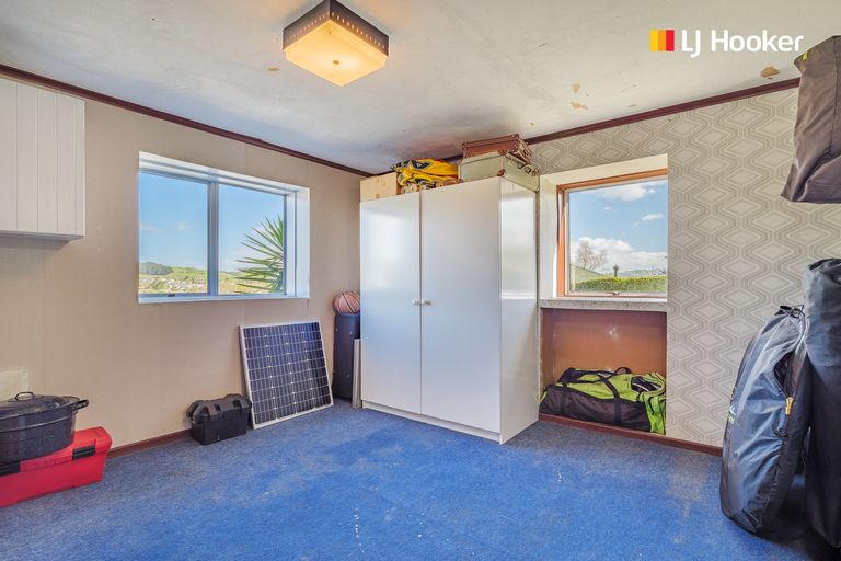 Photo of property in 31 Waldron Crescent, Green Island, Dunedin, 9018