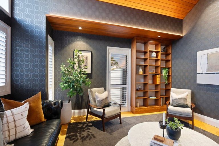 Photo of property in 21 Bluestone Drive, Parklands, Christchurch, 8083