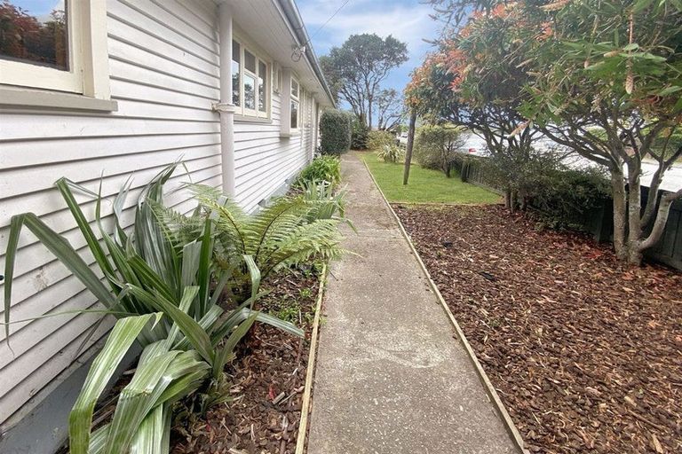 Photo of property in 44 Stoke Street, Sumner, Christchurch, 8081