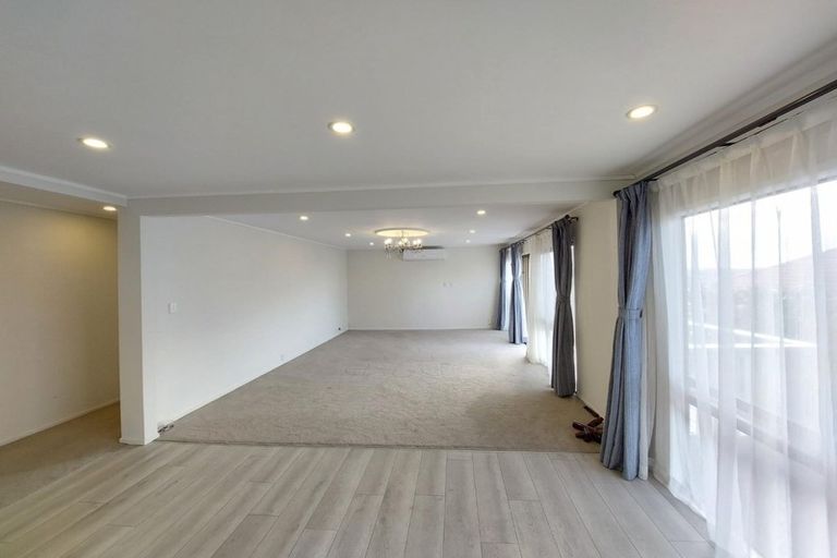 Photo of property in 2/99 Kowhai Road, Mairangi Bay, Auckland, 0630