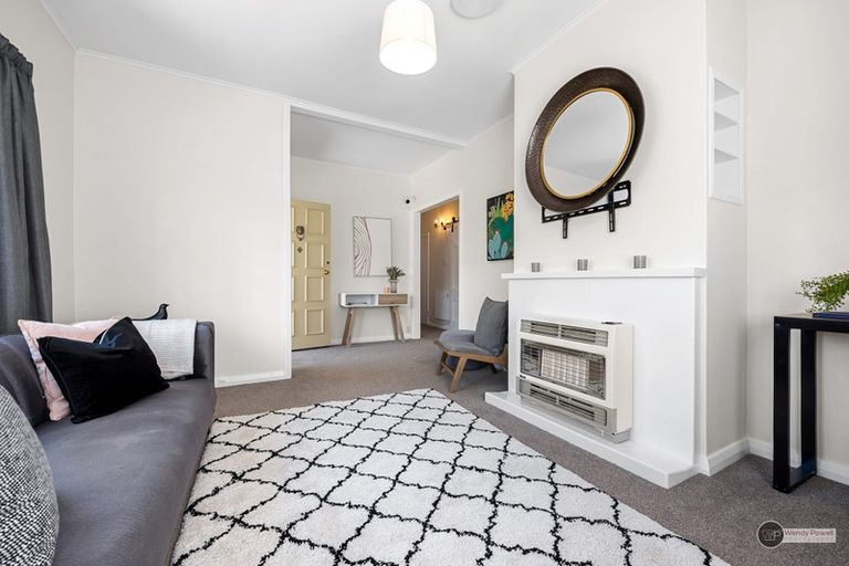 Photo of property in 47 Waiwhetu Road, Waiwhetu, Lower Hutt, 5010