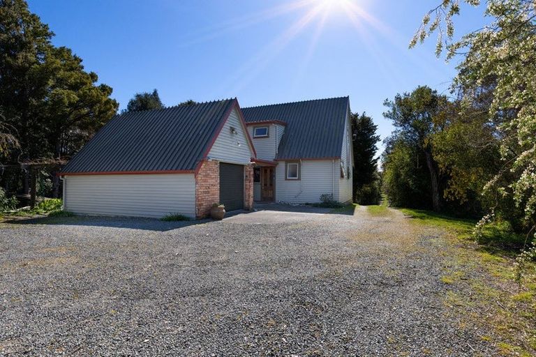 Photo of property in 16 School Road, Lower Moutere, Upper Moutere, 7175