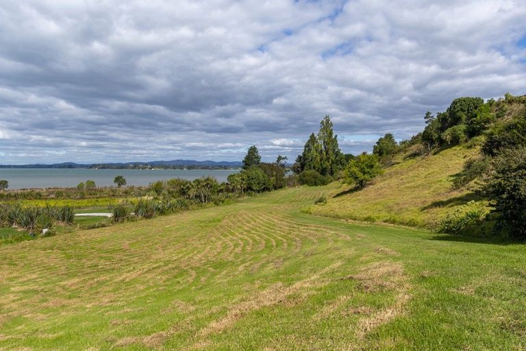 Photo of property in 11 Margaret Drive, Omokoroa, 3114