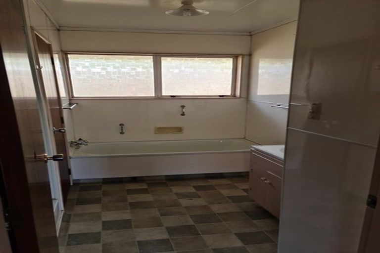 Photo of property in 3/62 Office Road, Merivale, Christchurch, 8014