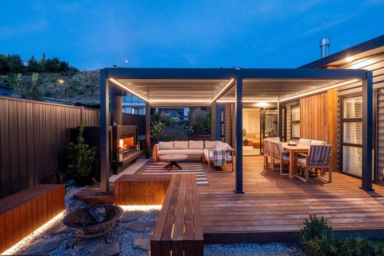 Photo of property in 3 Brodie Avenue, Arrowtown, 9302