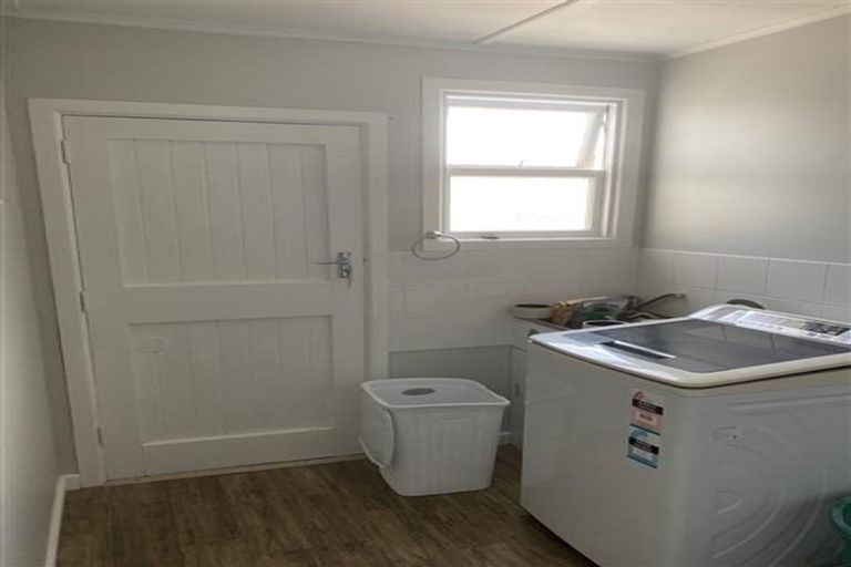 Photo of property in 802 Alexandra Street, Parkvale, Hastings, 4122