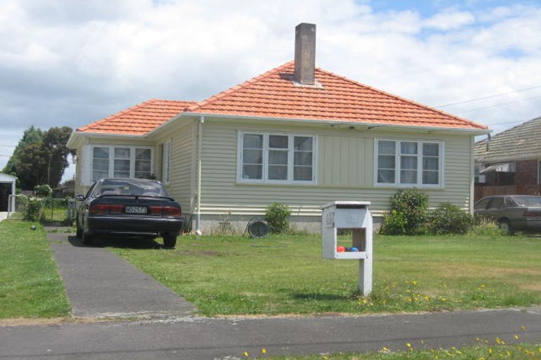 Photo of property in 15 Victory Place, Aramoho, Whanganui, 4500