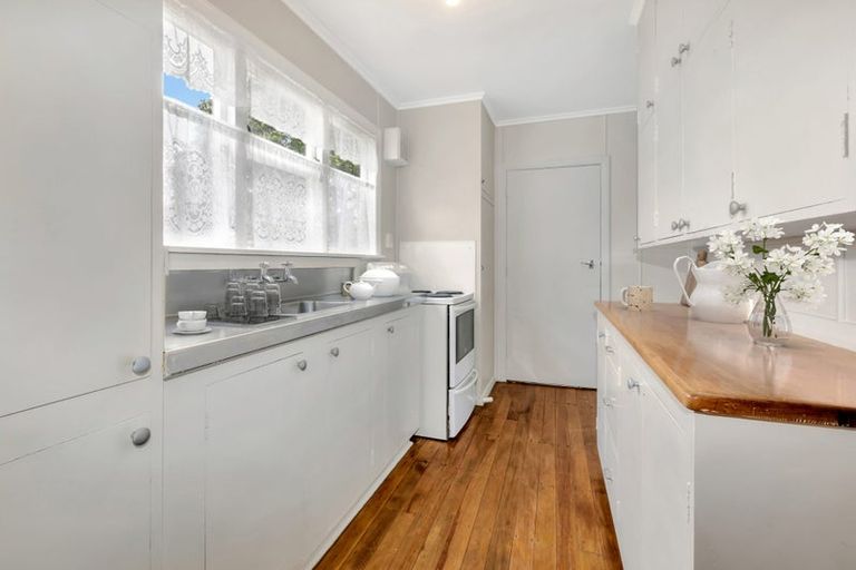 Photo of property in 42-44 Cheshire Street, Cannons Creek, Porirua, 5024