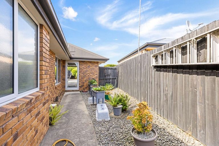 Photo of property in 7 Goldie Place, Rolleston, 7614