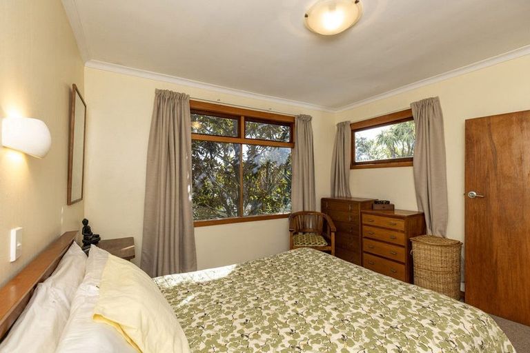 Photo of property in 5 Tennis Court Road, Raumati South, Paraparaumu, 5032