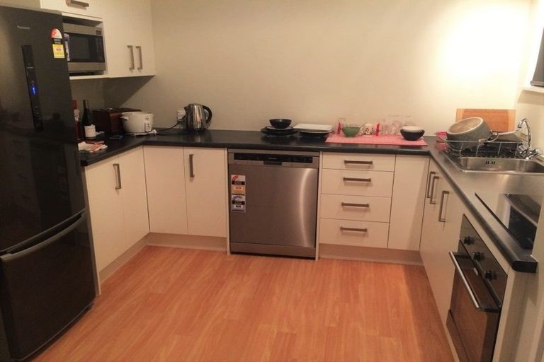 Photo of property in 2/76 Clouston Park Road, Clouston Park, Upper Hutt, 5018