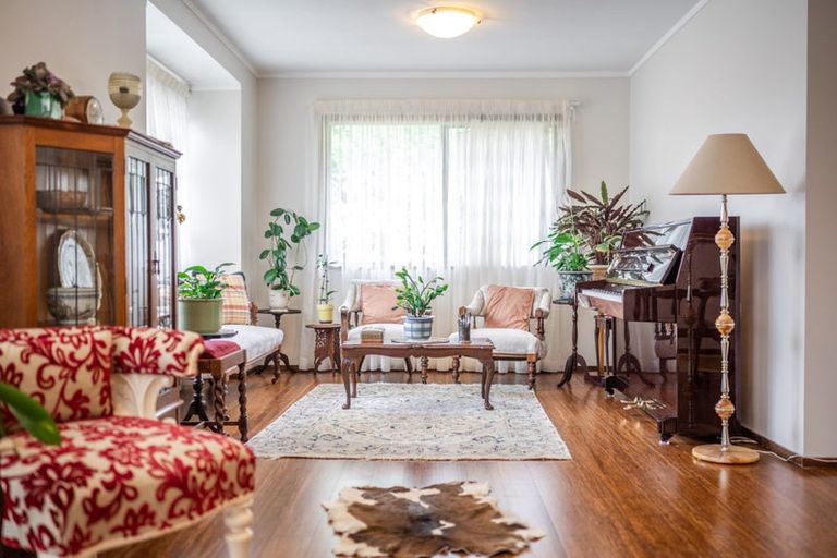 Photo of property in 10 Padfield Place, Sunnyhills, Auckland, 2010