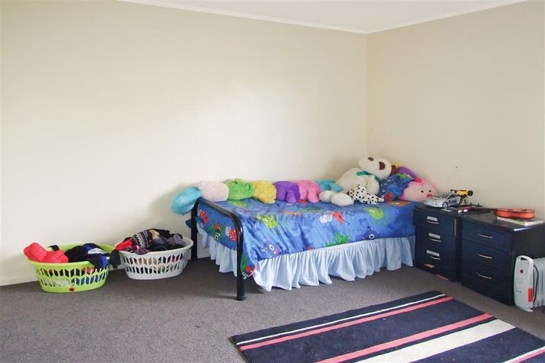 Photo of property in 13 Kora Avenue, Ranui, Auckland, 0612