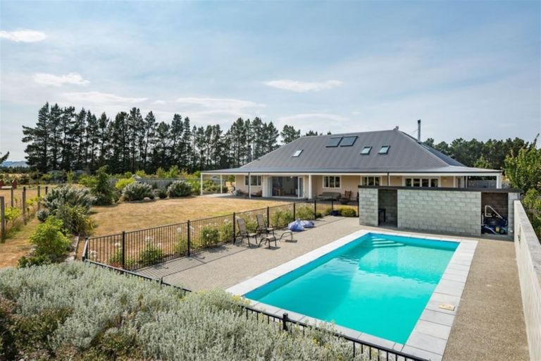 Photo of property in 319 Innes Road, Glasnevin, Amberley, 7482