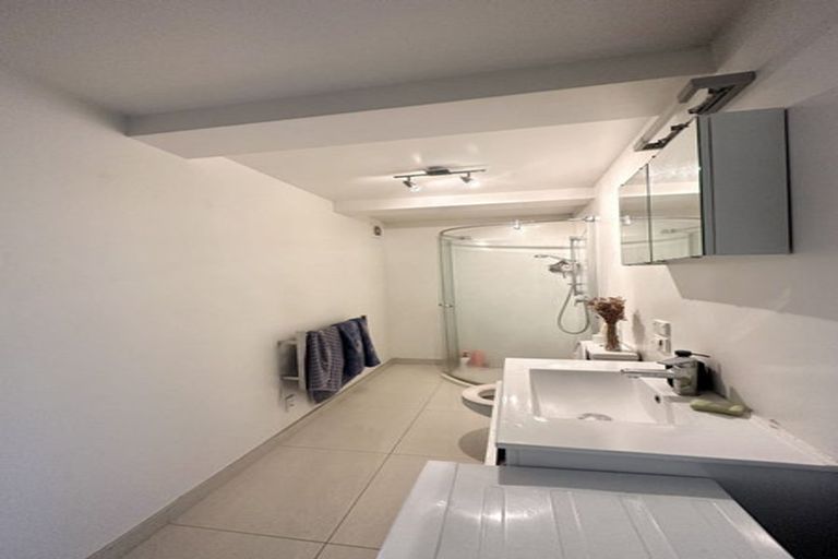 Photo of property in 75c Maida Vale Road, Roseneath, Wellington, 6011