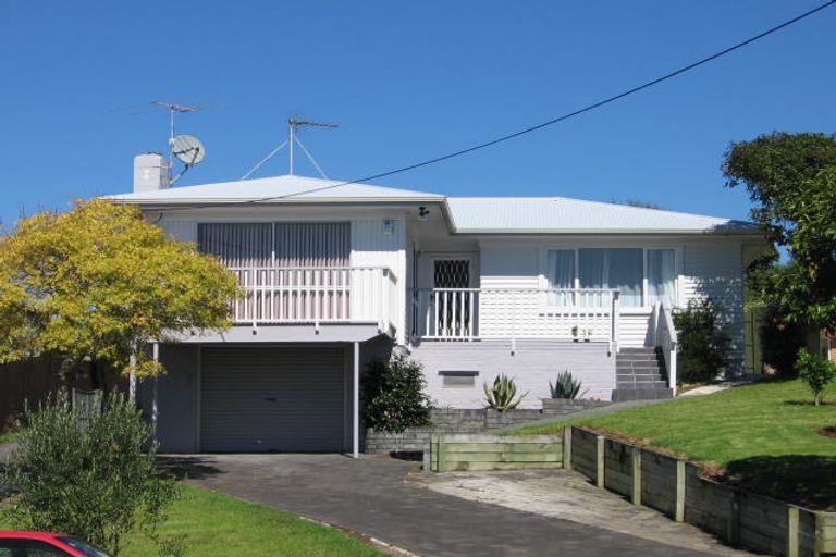 Photo of property in 1/29 Kokiri Street, Te Atatu South, Auckland, 0610