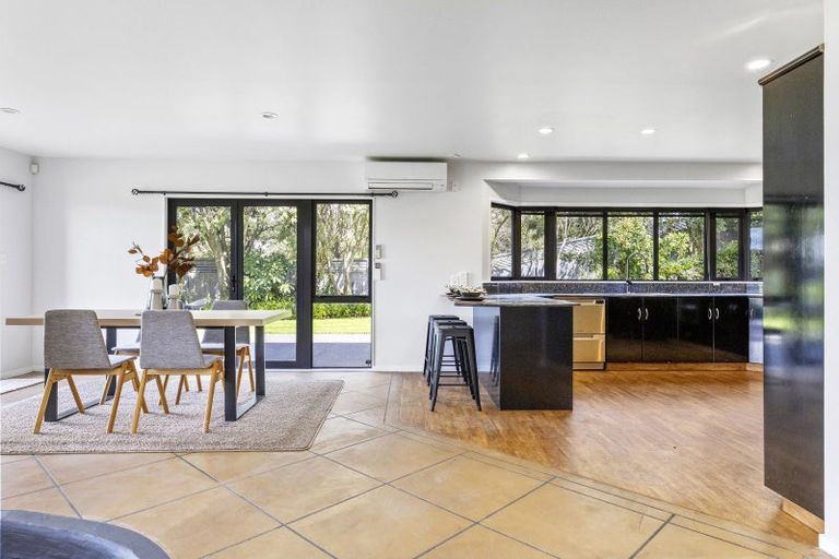 Photo of property in 2/26 Robinson Terrace, Rangatira Park, Taupo, 3330