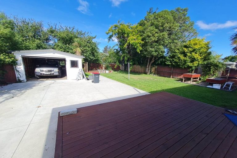 Photo of property in 60 Jennifer Street, Bryndwr, Christchurch, 8053