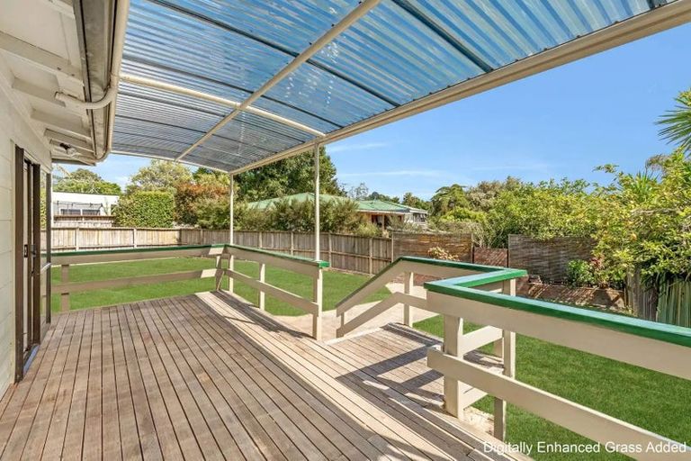 Photo of property in 354 Royal Road, Massey, Auckland, 0614