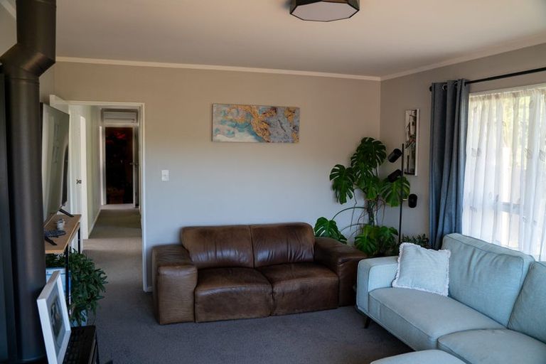 Photo of property in 6b Yarrow Place, Papakowhai, Porirua, 5024