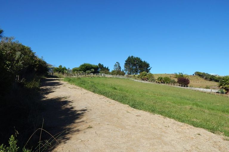 Photo of property in 40 Taipa View Road, Taipa, 0483