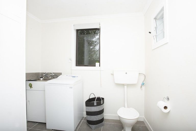 Photo of property in 42 Dudley Street, Grasmere, Invercargill, 9810