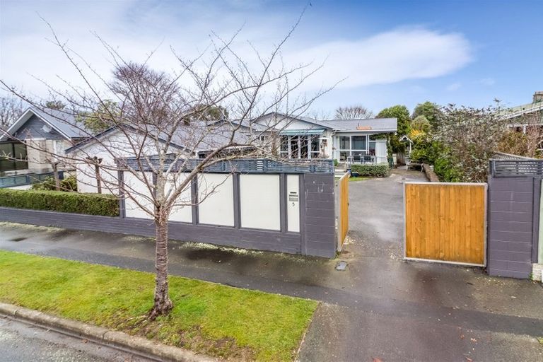Photo of property in 5 Carruthers Street, Ilam, Christchurch, 8041