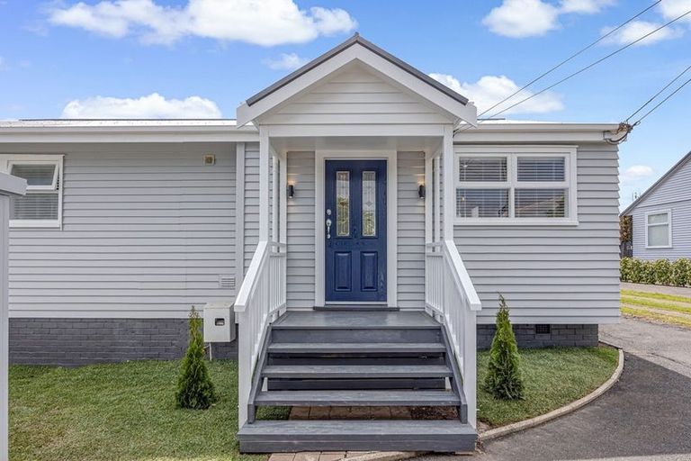Photo of property in 32 Harapaki Road, Meadowbank, Auckland, 1072