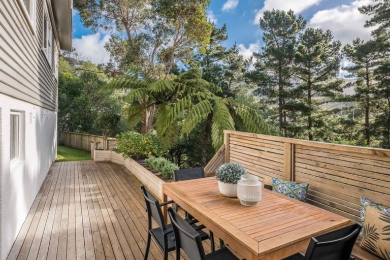 Photo of property in 17 Hewett Way, Ngaio, Wellington, 6035
